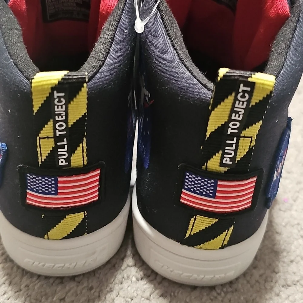 NWOT Skechers NASA High Top Sneakers Youth Size 1
